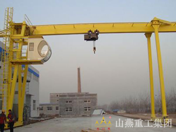 龍門(mén)起重機(jī)有哪些類(lèi)型？主要用途和特征是什么？